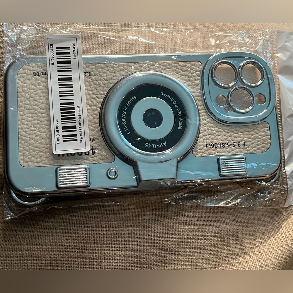 I Phone 13 pro max BEST & easy way to carry your phone - Picture 8 of 10